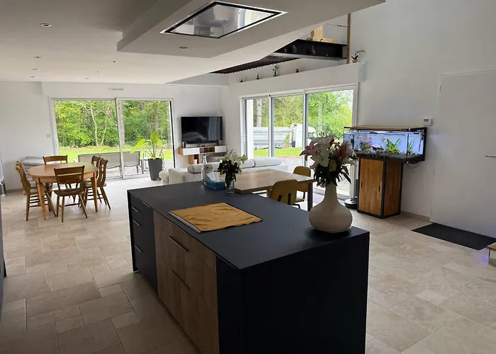 Chambre Coulans-Sur-Gee Alojamento de Acomodação e Pequeno-almoço *